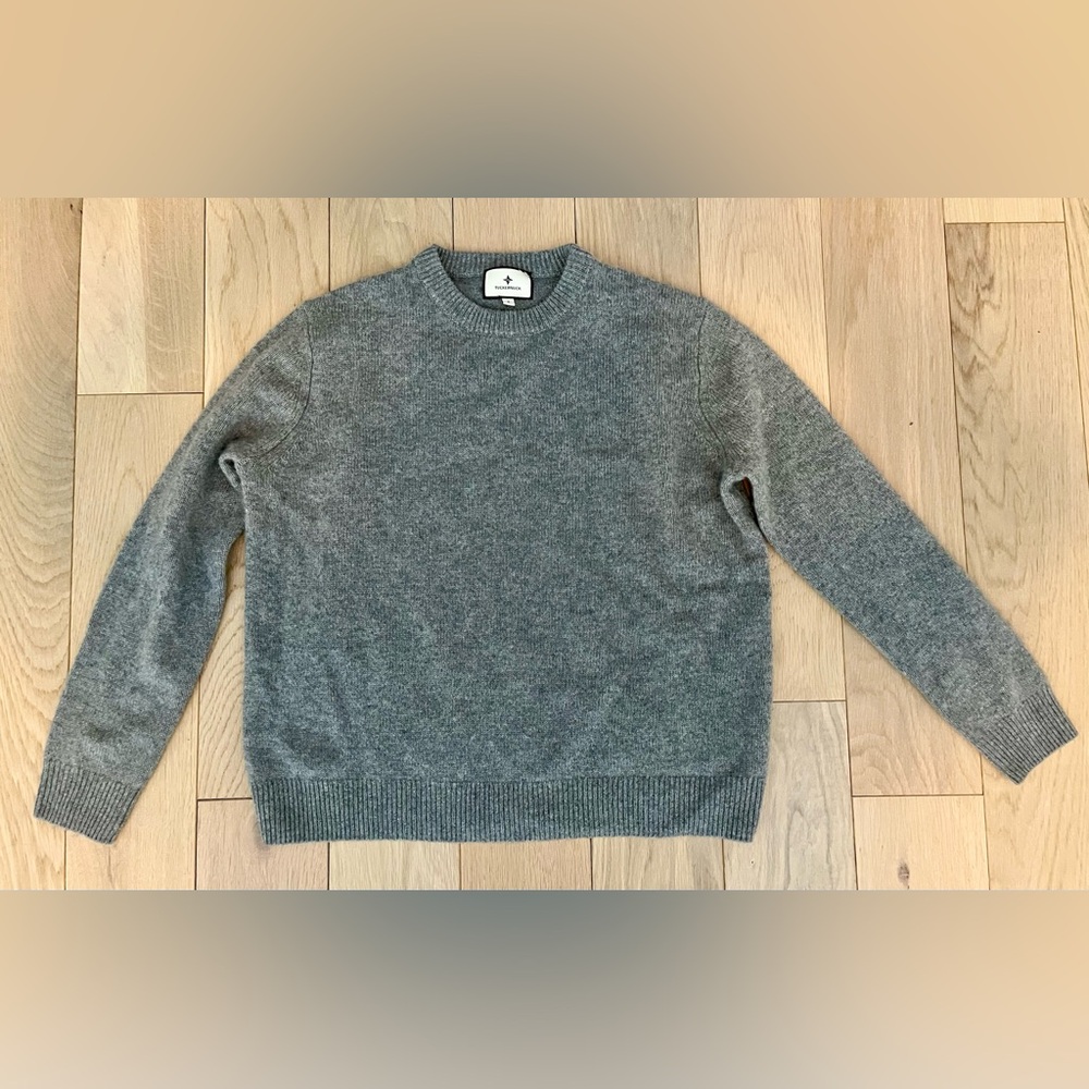 Tuckernuck Gray Bodie Cashmere Boyfriend Crewneck Sweater
